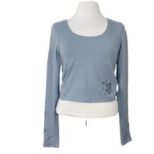 NWOT Athleta Shanti Eyelet Top Athleisure Crop M